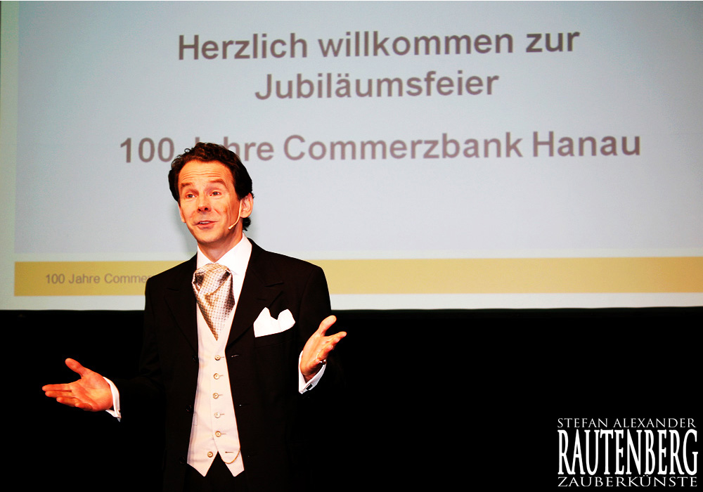 Rautenberg als Moderator und Laudator eines Unternehmensjubiläums