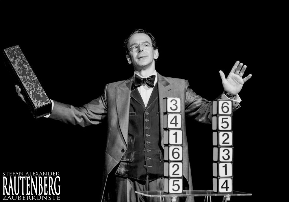 Zaubertheater: Das Ideal des Lebens ist ein Spielen der schönsten Spiele: Das Kubusspiel